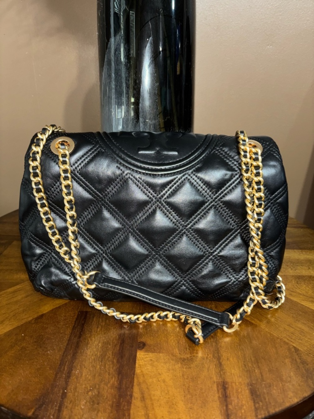 Tory Burch Black Quilted Leather Shoulder Bag with Matching Black Wallet - Picture 4 of 5
